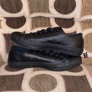Converse Chuck Taylor All Star Leather Low Top